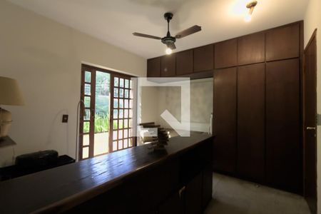 Quarto Suíte 1 de casa à venda com 6 quartos, 432m² em Vila Ida, São Paulo