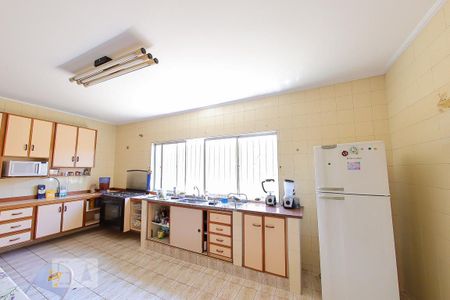 Casa à venda com 385m², 3 quartos e 6 vagasCozinha