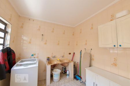 Casa à venda com 385m², 3 quartos e 6 vagasArea de Serviço