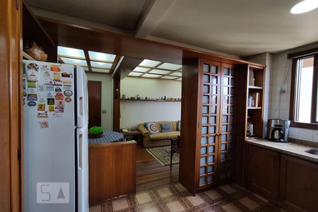 Apartamento à venda com 189m², 3 quartos e 2 vagas Apartamento à venda com 189m², 3 quartos e 2 vagasCozinha