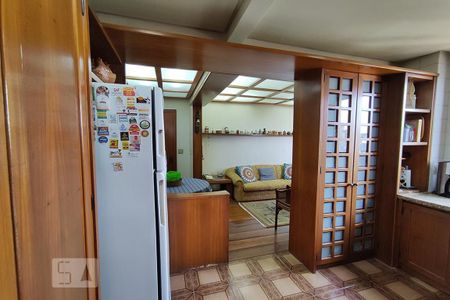 Apartamento à venda com 189m², 3 quartos e 2 vagas Apartamento à venda com 189m², 3 quartos e 2 vagasCozinha