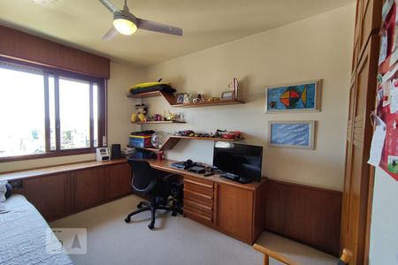 Apartamento à venda com 189m², 3 quartos e 2 vagas Apartamento à venda com 189m², 3 quartos e 2 vagasQuarto 2