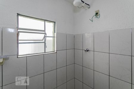 Casa para alugar com 70m², 2 quartos e 3 vagasBanheiro