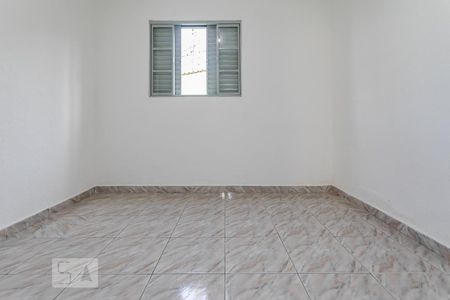 Quarto 1 de casa para alugar com 2 quartos, 70m² em Vila Lavínia, Mogi das Cruzes