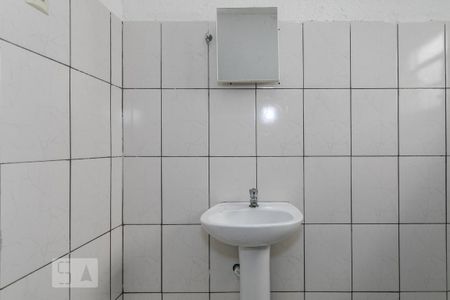 Casa para alugar com 70m², 2 quartos e 3 vagasBanheiro