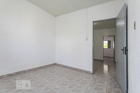 Casa para alugar com 70m², 2 quartos e 3 vagasQuarto 1