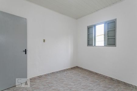 Casa para alugar com 70m², 2 quartos e 3 vagasQuarto 1