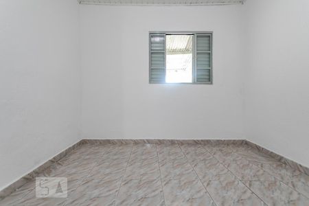 Casa para alugar com 70m², 2 quartos e 3 vagasQuarto 3