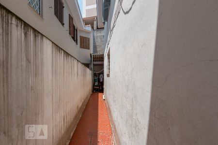 Casa à venda com 150m², 3 quartos e 2 vagasCorredor Lateral