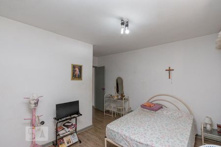 Casa à venda com 150m², 3 quartos e 2 vagasSuíte