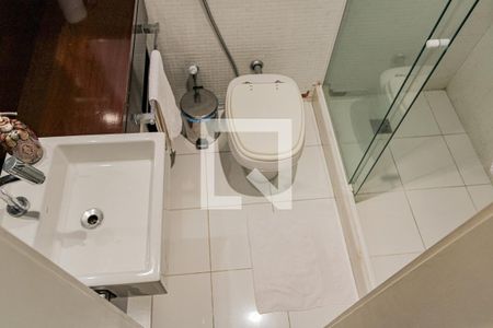 Apartamento para alugar com 122m², 3 quartos e sem vaga Apartamento para alugar com 122m², 3 quartos e sem vagaBanheiro Social