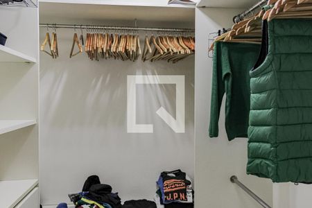 Apartamento para alugar com 122m², 3 quartos e sem vaga Apartamento para alugar com 122m², 3 quartos e sem vagaQuarto 3 - Closet