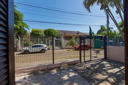 Vista da Sala de casa para alugar com 3 quartos, 150m² em Vila Ipiranga, Porto Alegre