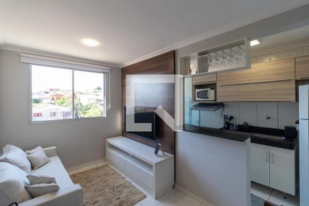 Sala de apartamento para alugar com 2 quartos, 54m² em Jardim Nova Europa, Campinas