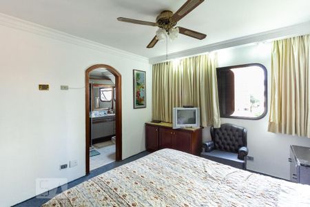 Apartamento à venda com 294m², 3 quartos e 3 vagasSuíte 2 