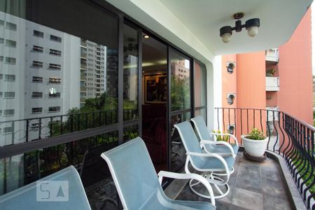 Apartamento à venda com 294m², 3 quartos e 3 vagasVaranda da Sala