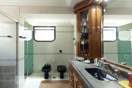 Apartamento à venda com 294m², 3 quartos e 3 vagasBanheiro da Suíte 3 