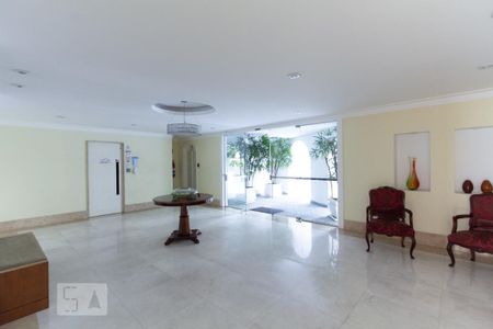 Apartamento à venda com 294m², 3 quartos e 3 vagasHall social