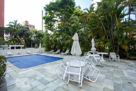 Apartamento à venda com 294m², 3 quartos e 3 vagasÁrea comum - Piscina