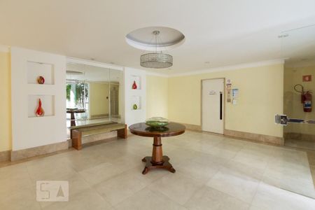 Apartamento à venda com 294m², 3 quartos e 3 vagasHall social