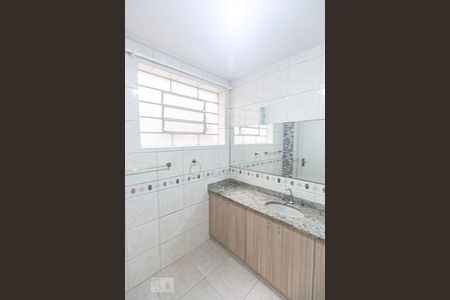 Apartamento à venda com 125m², 3 quartos e 1 vaga Apartamento à venda com 125m², 3 quartos e 1 vagaBanheiro