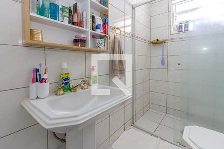 Casa à venda com 150m², 3 quartos e 2 vagasBanheiro