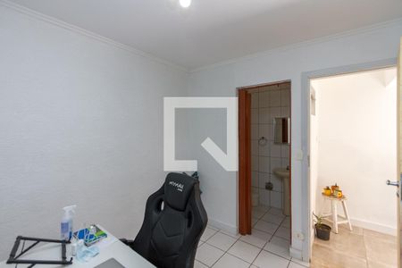 Casa à venda com 150m², 3 quartos e 2 vagasQuarto de Serviço