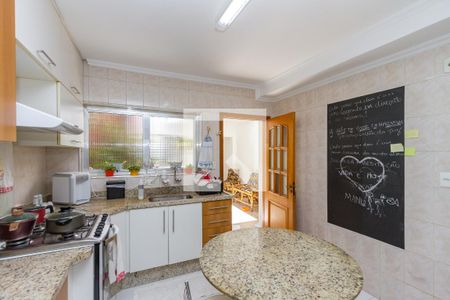 Casa à venda com 150m², 3 quartos e 2 vagasCozinha