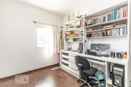 Casa à venda com 340m², 3 quartos e 2 vagasquarto 2