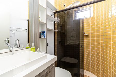 Casa à venda com 340m², 3 quartos e 2 vagasBanheiro