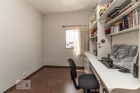 Casa à venda com 340m², 3 quartos e 2 vagasquarto 2