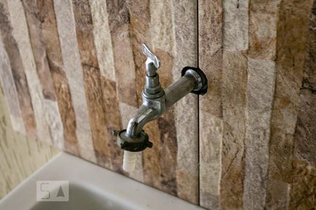 Casa para alugar com 84m², 2 quartos e sem vagaÁrea de serviço