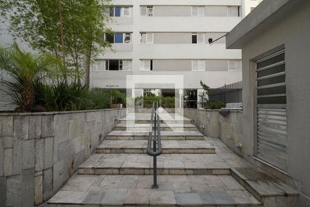 Apartamento para alugar com 140m², 3 quartos e 2 vagasÁrea comum - Entrada
