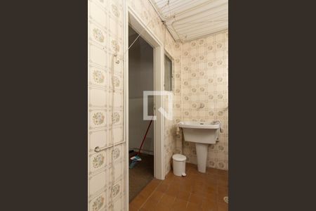 Apartamento para alugar com 140m², 3 quartos e 2 vagasEntrada Quarto de Serviço
