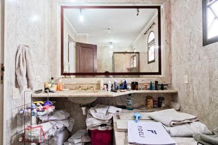 Apartamento à venda com 260m², 5 quartos e 3 vagasBanheiro da Suíte 3