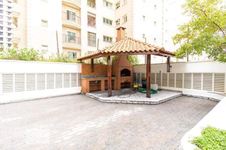 Apartamento à venda com 260m², 5 quartos e 3 vagasÁrea comum - Churrasqueira