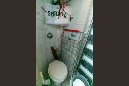 Apartamento à venda com 59m², 2 quartos e 1 vaga Apartamento à venda com 59m², 2 quartos e 1 vagaBanheiro de Serviço