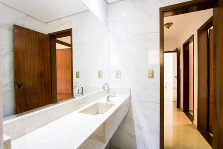 Apartamento para alugar com 112m², 3 quartos e 1 vagaBanheiro