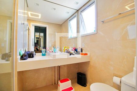 Apartamento para alugar com 180m², 3 quartos e 4 vagasBanheiro da Suíte 1