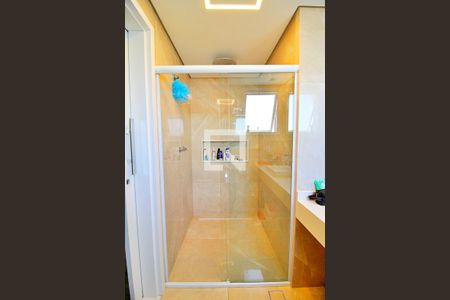 Apartamento para alugar com 180m², 3 quartos e 4 vagasBanheiro da Suíte 1