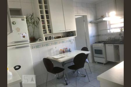 Apartamento à venda com 107m², 3 quartos e 1 vagaCozinha