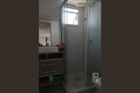 Banheiro de apartamento à venda com 3 quartos, 51m² em Mato Grande, Canoas