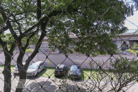 Vista Sala de apartamento à venda com 2 quartos, 47m² em Lapa de Baixo, São Paulo