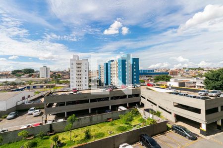 Apartamento à venda com 56m², 2 quartos e 1 vagaQuarto 2 - Vista