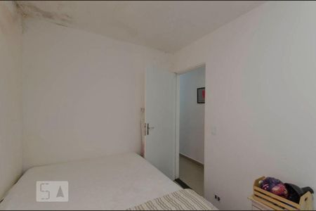 Casa à venda com 235m², 5 quartos e 2 vagas Casa à venda com 235m², 5 quartos e 2 vagasQuarto 2