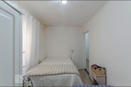 Casa à venda com 235m², 5 quartos e 2 vagas Casa à venda com 235m², 5 quartos e 2 vagasQuarto 2