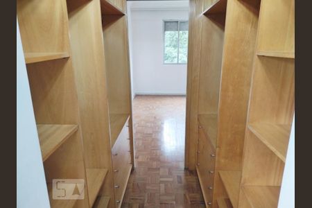 Apartamento à venda com 150m², 3 quartos e 1 vagaQuarto