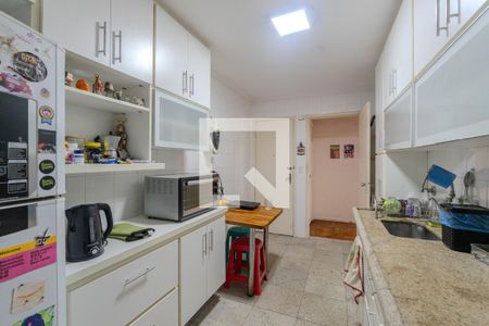 Apartamento à venda com 91m², 2 quartos e sem vaga Apartamento à venda com 91m², 2 quartos e sem vagaCozinha