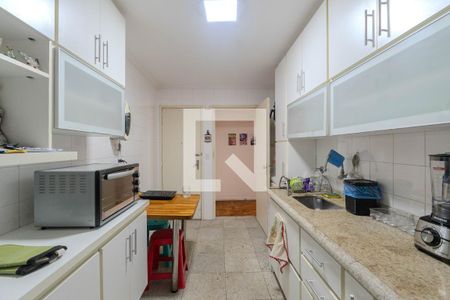 Apartamento à venda com 91m², 2 quartos e sem vaga Apartamento à venda com 91m², 2 quartos e sem vagaCozinha