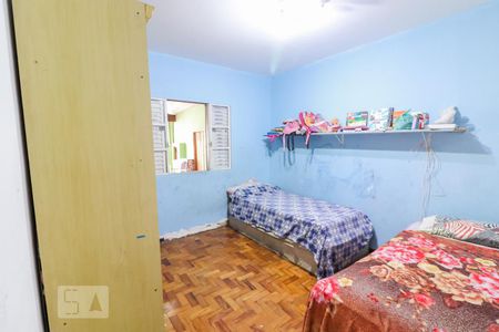 Quarto 1 de casa à venda com 6 quartos, 330m² em Jardim Ester Yolanda, São Paulo